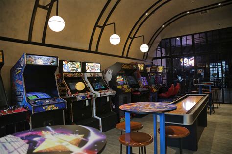 VERSUS BARCADE .